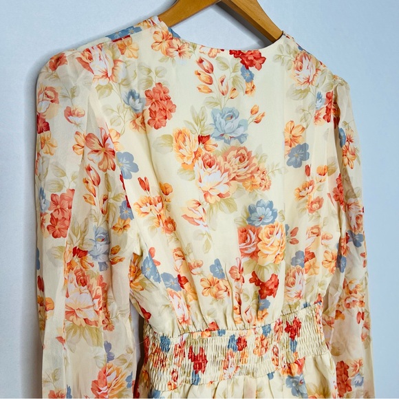 NWT! Cupshe Celina Floral Ruffly Tie-Front Long Sleeve Mini Dress. Size Medium. - Picture 7 of 11